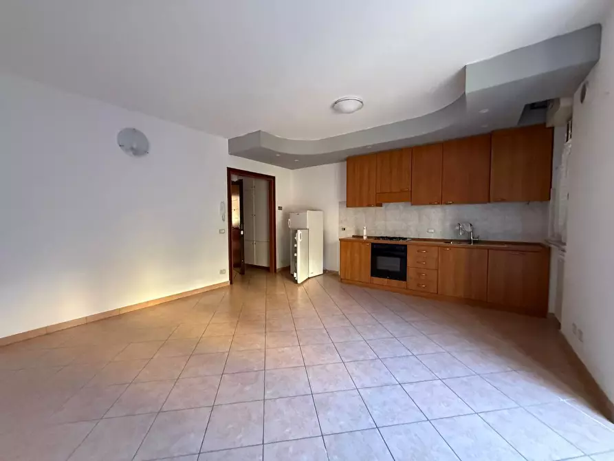 Immagine 5 di Appartamento in affitto  a Siena