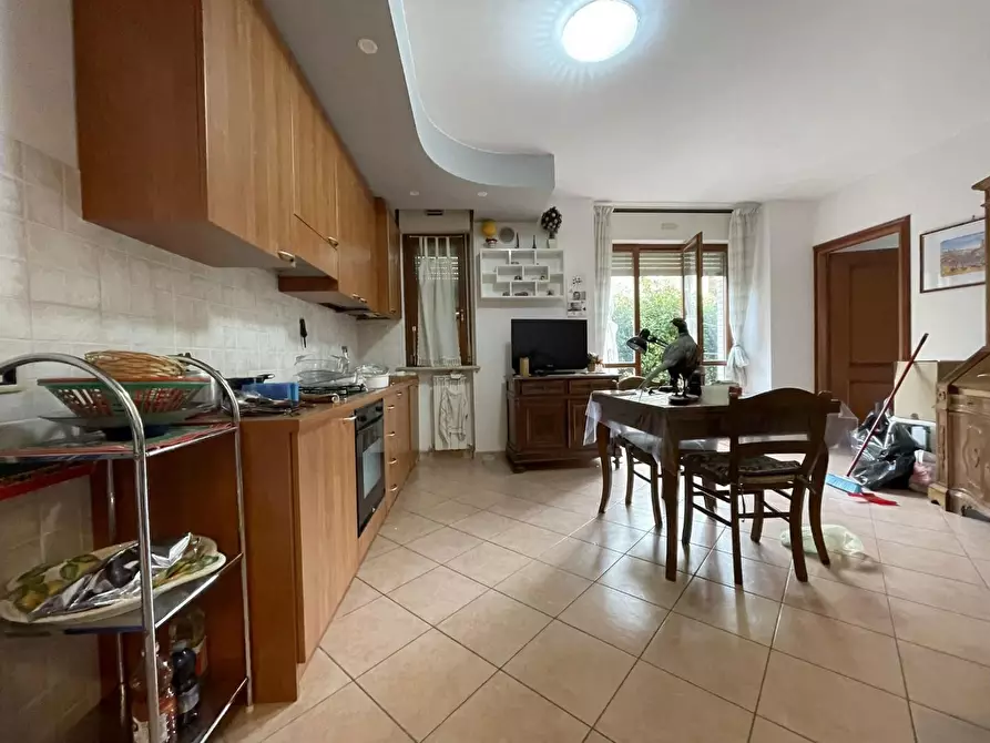 Immagine 2 di Appartamento in affitto  a Siena