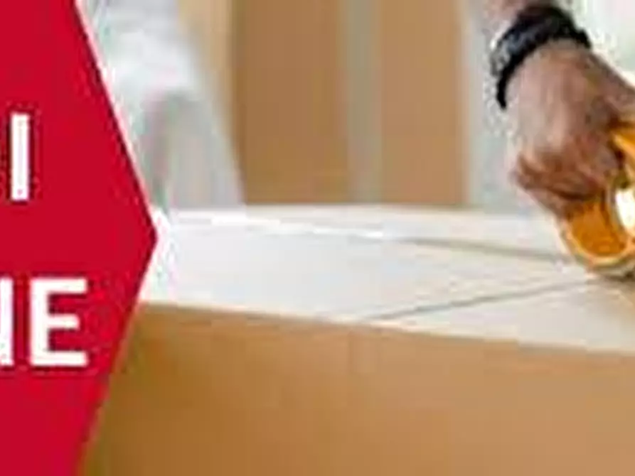 Immagine 21 di Attività commerciale in vendita  a Livorno