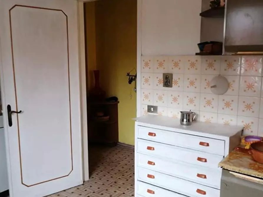 Immagine 4 di Appartamento in vendita  a Castelnuovo Magra