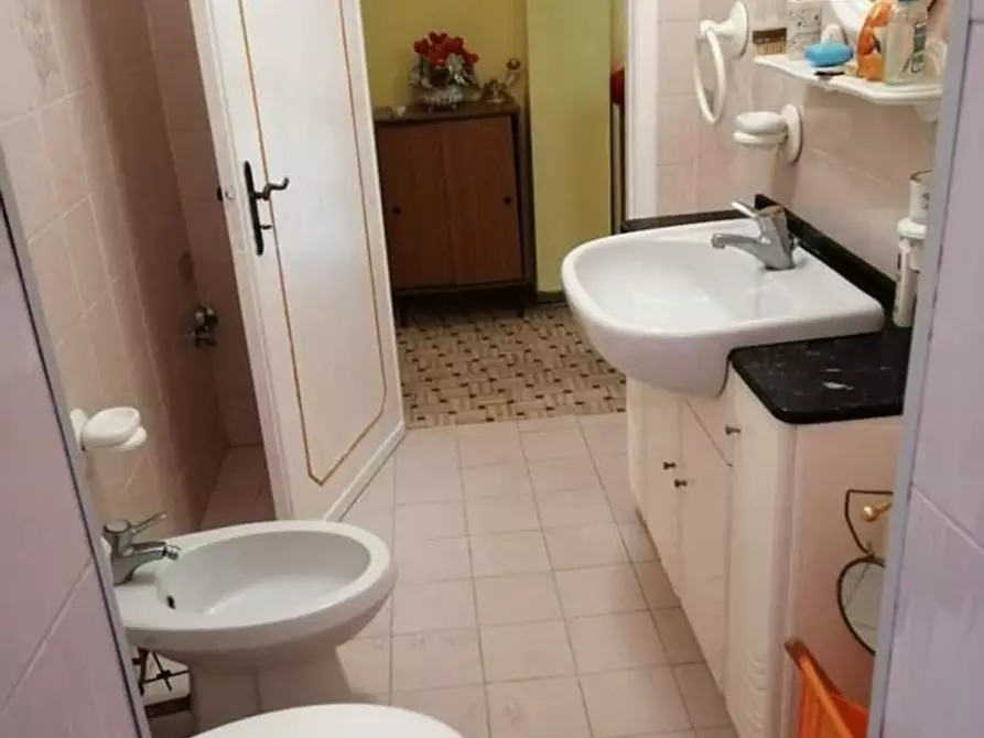 Immagine 6 di Appartamento in vendita  a Castelnuovo Magra