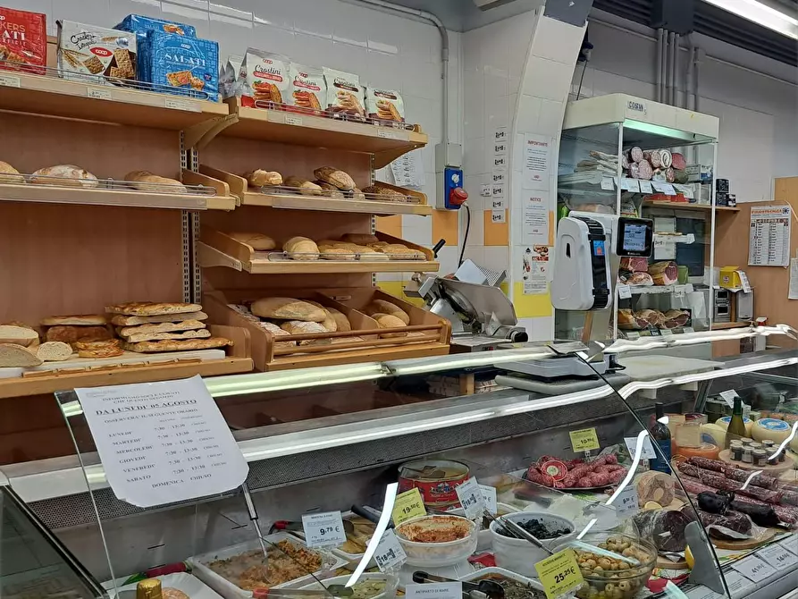 Immagine 5 di Alimentari in affitto  a Cerreto Guidi