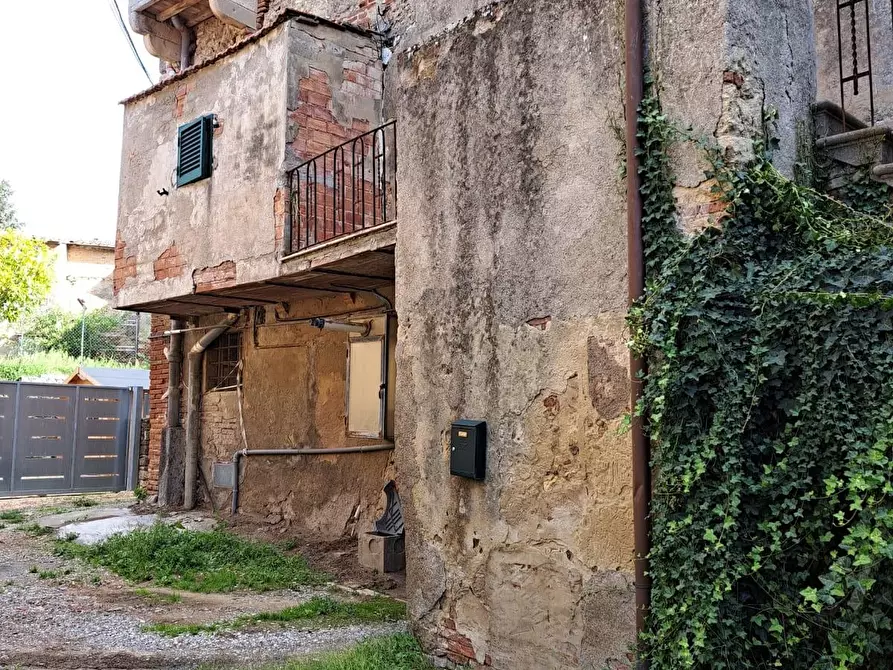 Immagine 11 di Appartamento in vendita  a Casciana Terme Lari