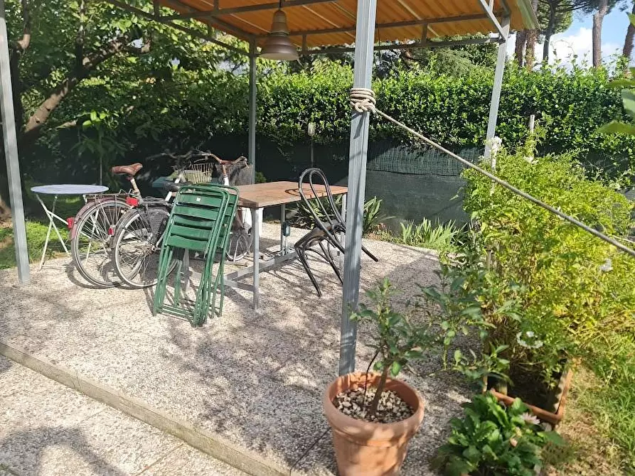 Immagine 7 di Casa semindipendente in vendita  a Carrara