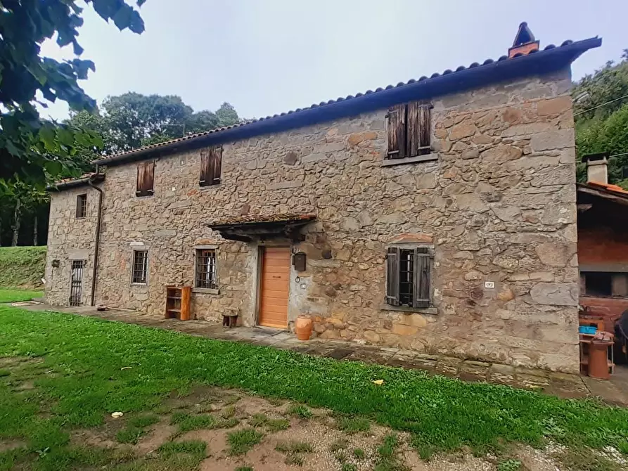 Immagine 31 di Rustico / casale in vendita  a Massa E Cozzile