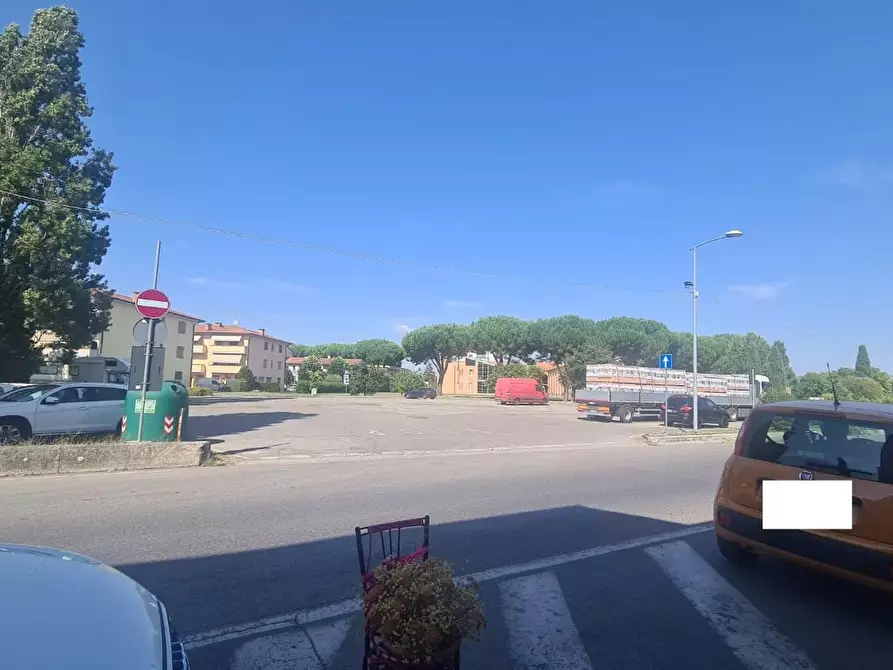 Immagine 2 di Bar / Ristorante in vendita  a Calcinaia