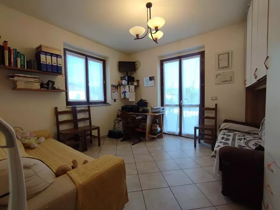 Immagine 21 di Appartamento in vendita  a Carrara