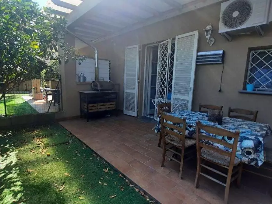 Immagine 15 di Villetta a schiera in vendita  a Vicopisano