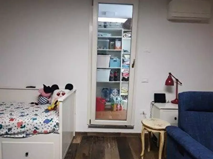 Immagine 22 di Villetta a schiera in vendita  a Vicopisano