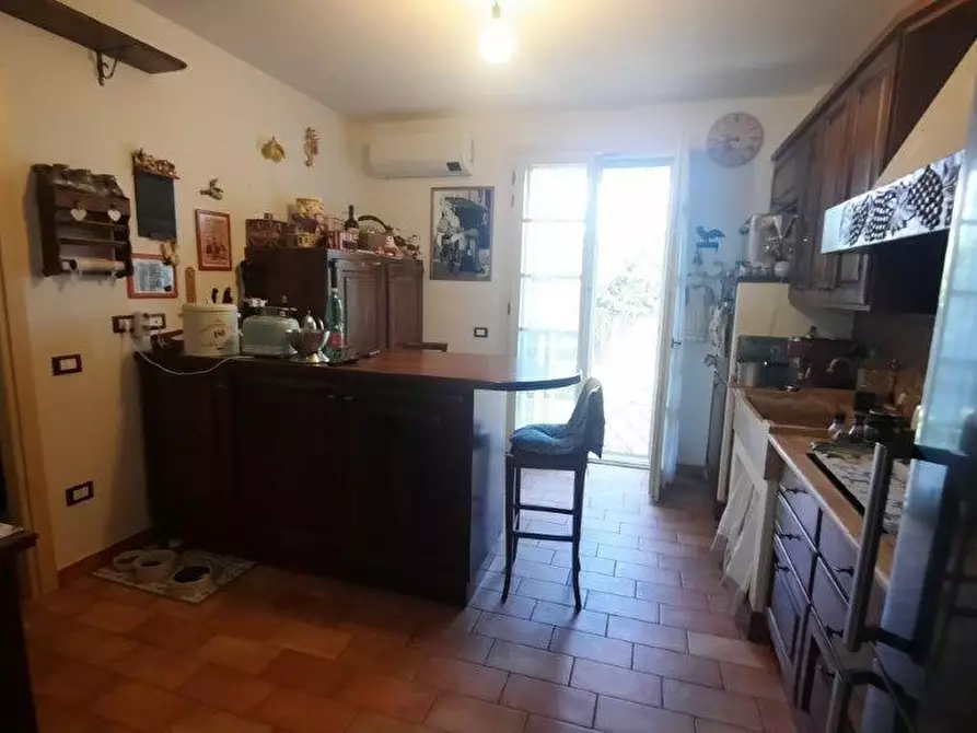 Immagine 11 di Villetta a schiera in vendita  a Vicopisano