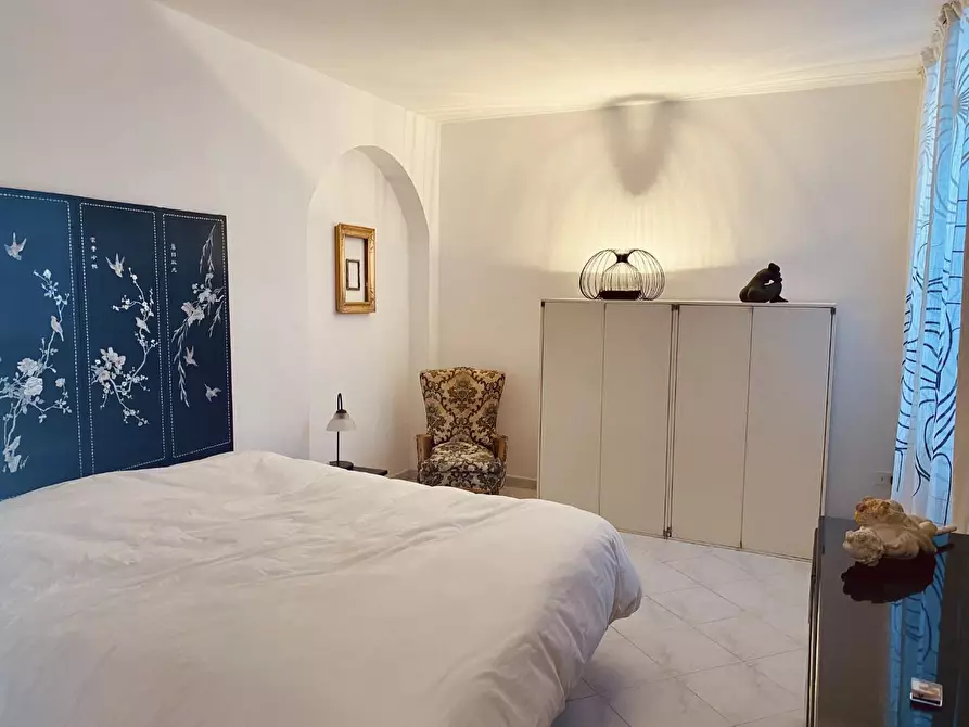 Immagine 10 di Appartamento in vendita  a Livorno