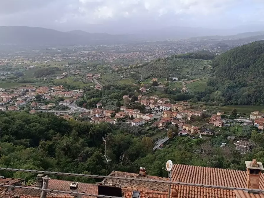 Immagine 31 di Appartamento in vendita  a Ortonovo