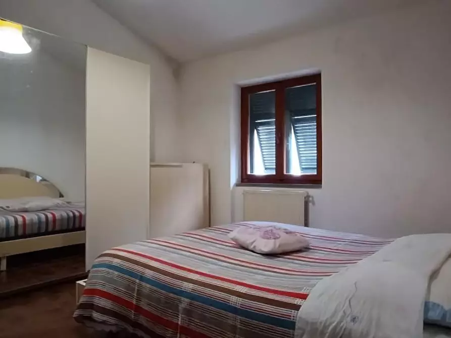 Immagine 11 di Appartamento in vendita  a Ortonovo