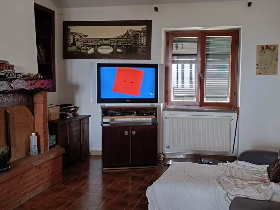 Immagine 22 di Appartamento in vendita  a Ortonovo