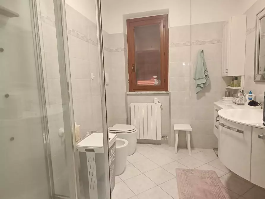 Immagine 23 di Villetta a schiera in vendita  a Carrara