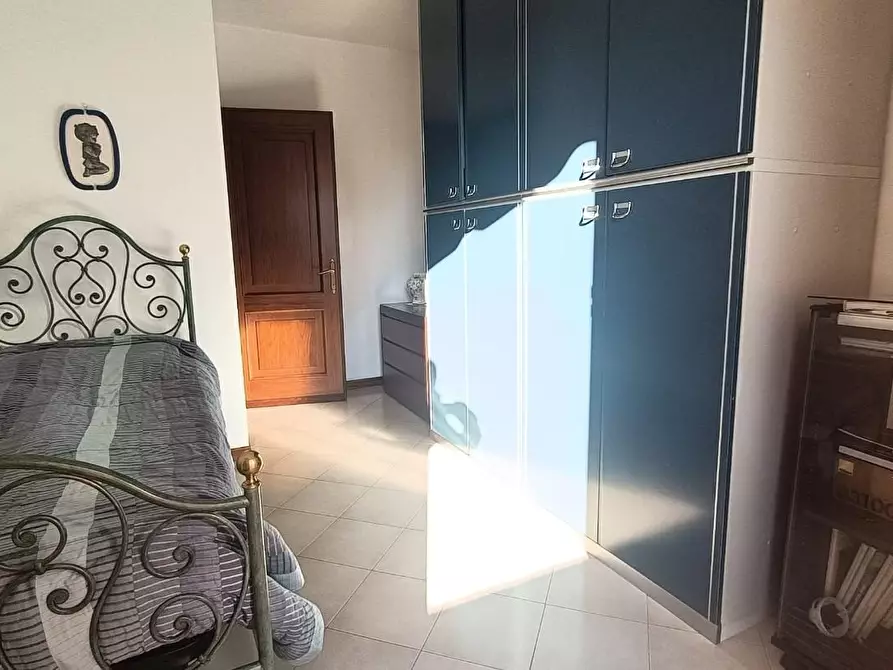 Immagine 11 di Villetta a schiera in vendita  a Carrara