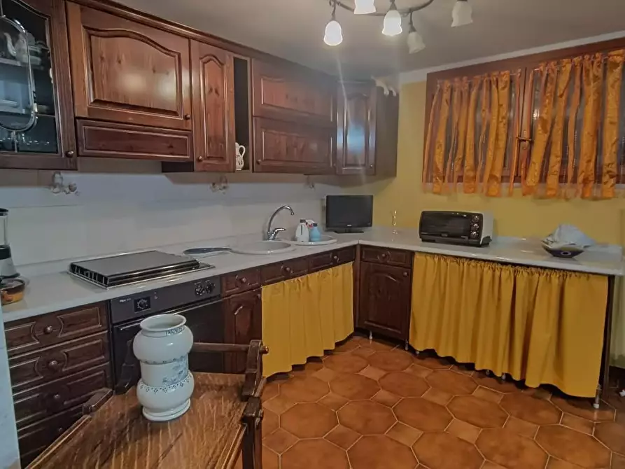 Immagine 30 di Villetta a schiera in vendita  a Carrara