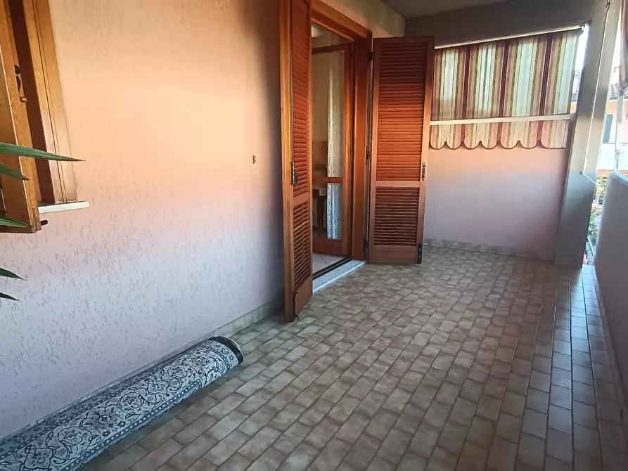 Immagine 27 di Villetta a schiera in vendita  a Carrara