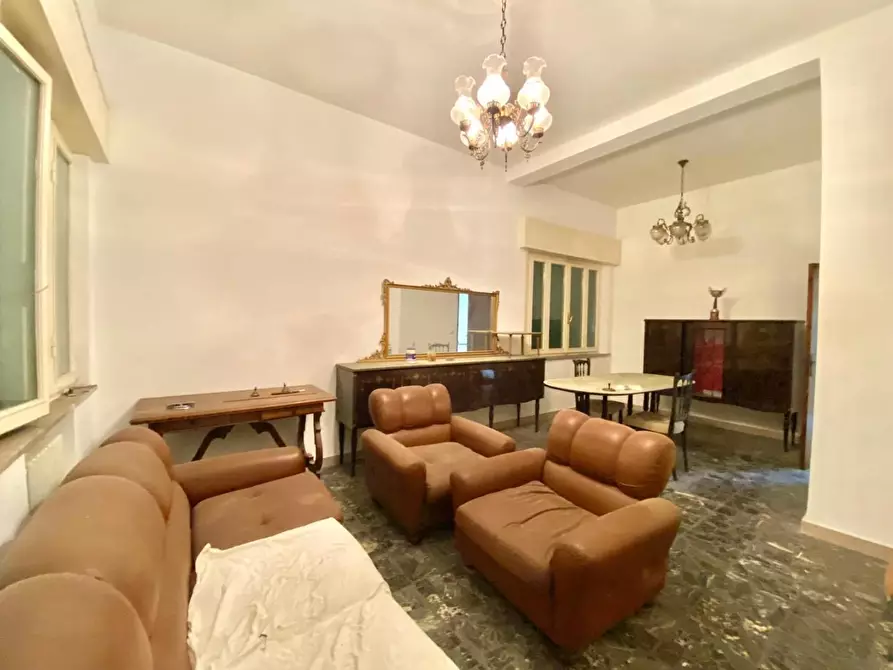 Immagine 2 di Villa in vendita  a Santa Maria A Monte