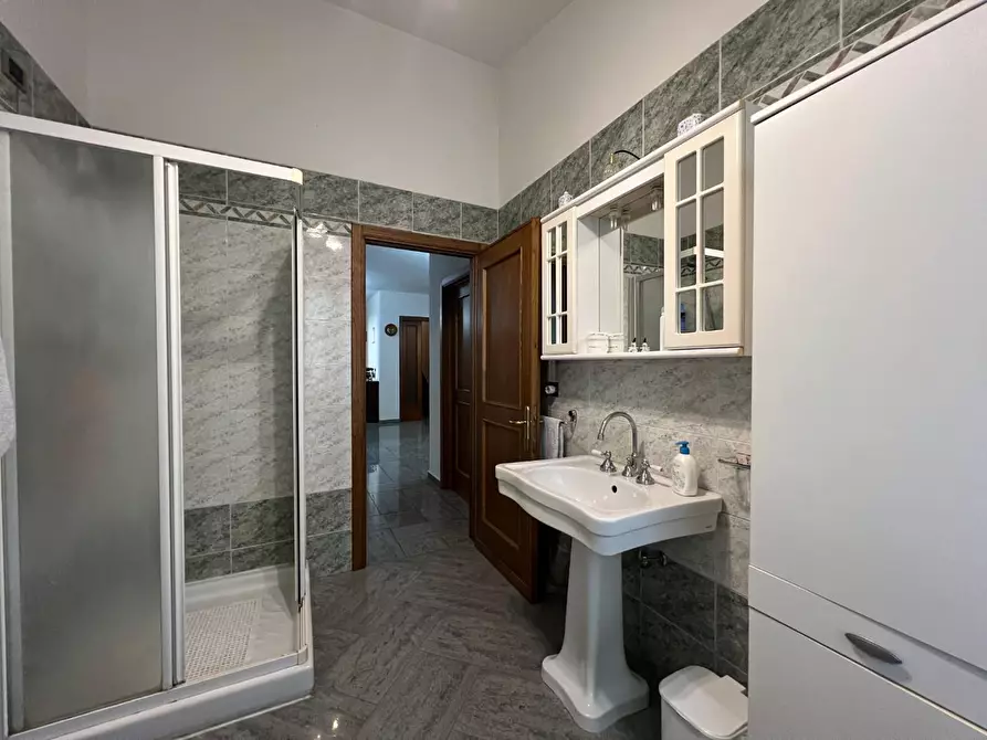 Immagine 40 di Villa in vendita  a Empoli