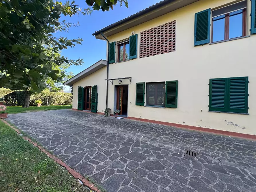 Immagine 12 di Villa in vendita  a Empoli