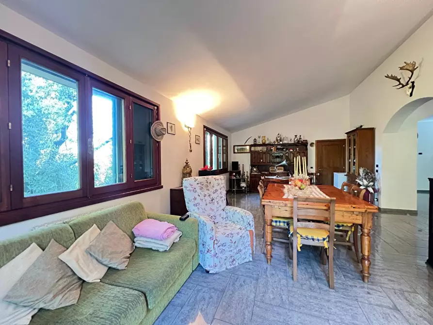 Immagine 21 di Villa in vendita  a Empoli