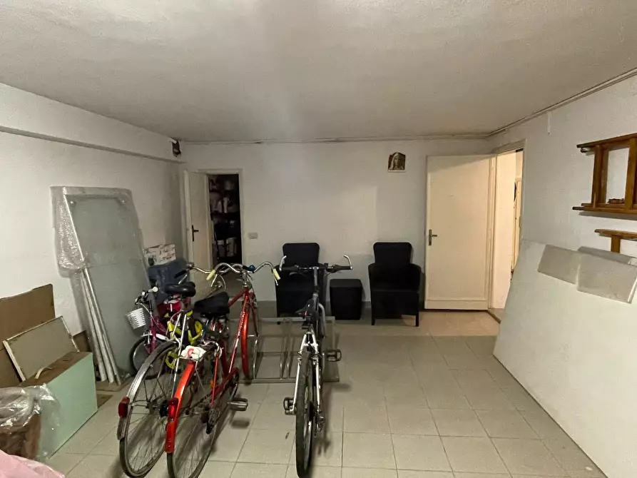 Immagine 58 di Appartamento in vendita  a Empoli