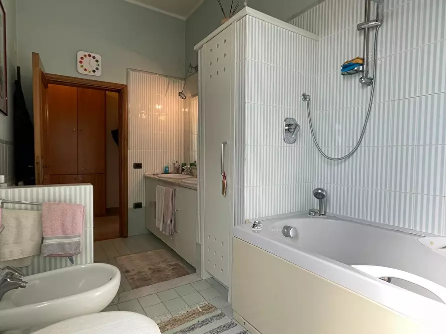 Immagine 15 di Appartamento in vendita  a Empoli