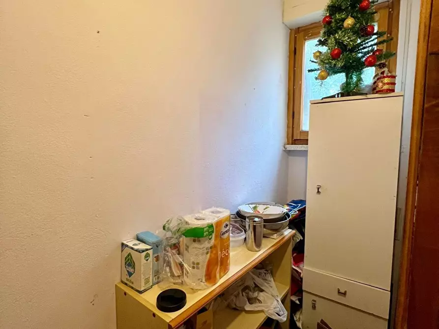 Immagine 20 di Appartamento in vendita  a Pisa