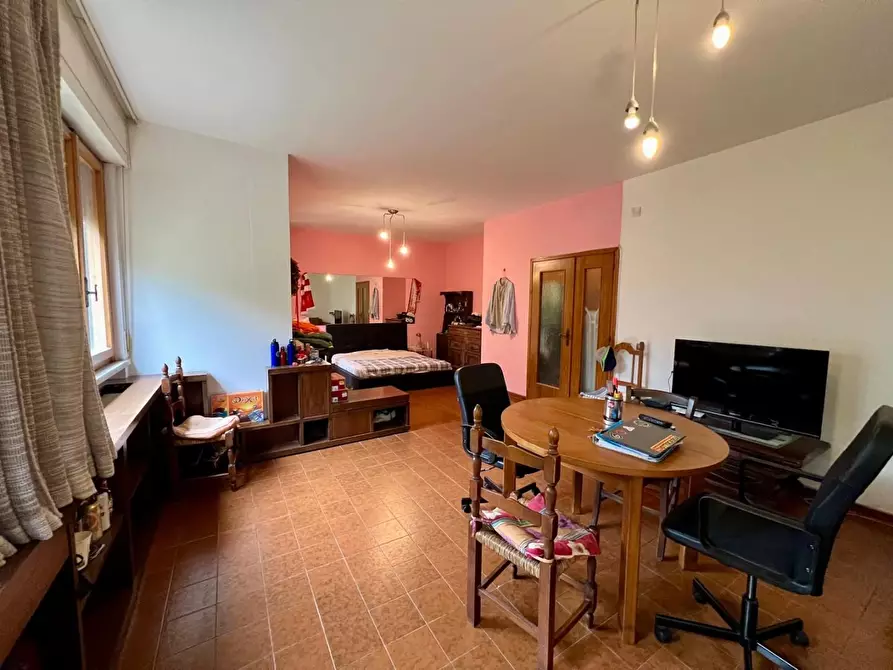 Immagine 5 di Appartamento in vendita  a Pisa