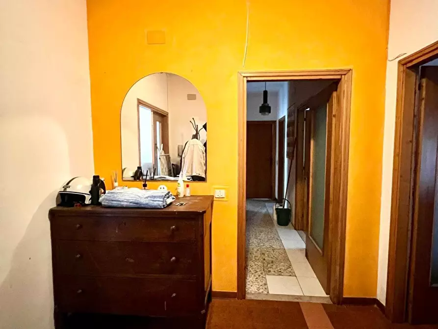 Immagine 14 di Appartamento in vendita  a Pisa