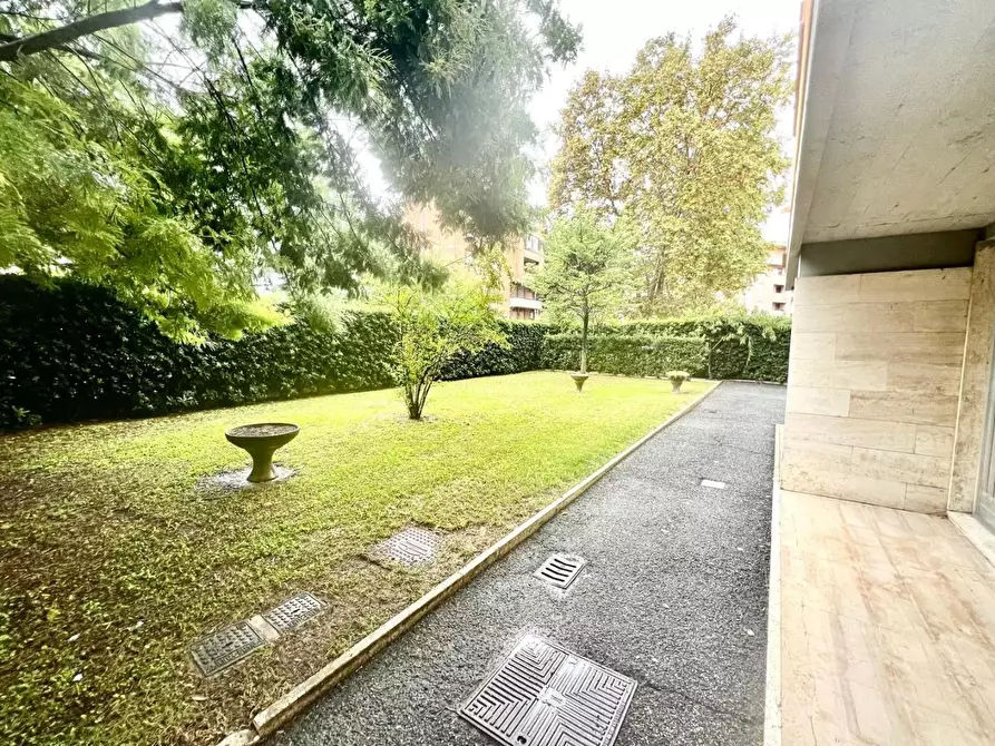 Immagine 27 di Appartamento in vendita  a Pisa