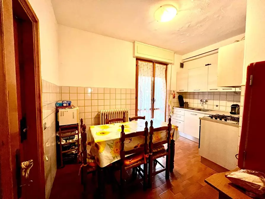 Immagine 16 di Appartamento in vendita  a Pisa