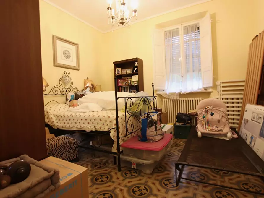 Immagine 6 di Villa in vendita  a Lucca