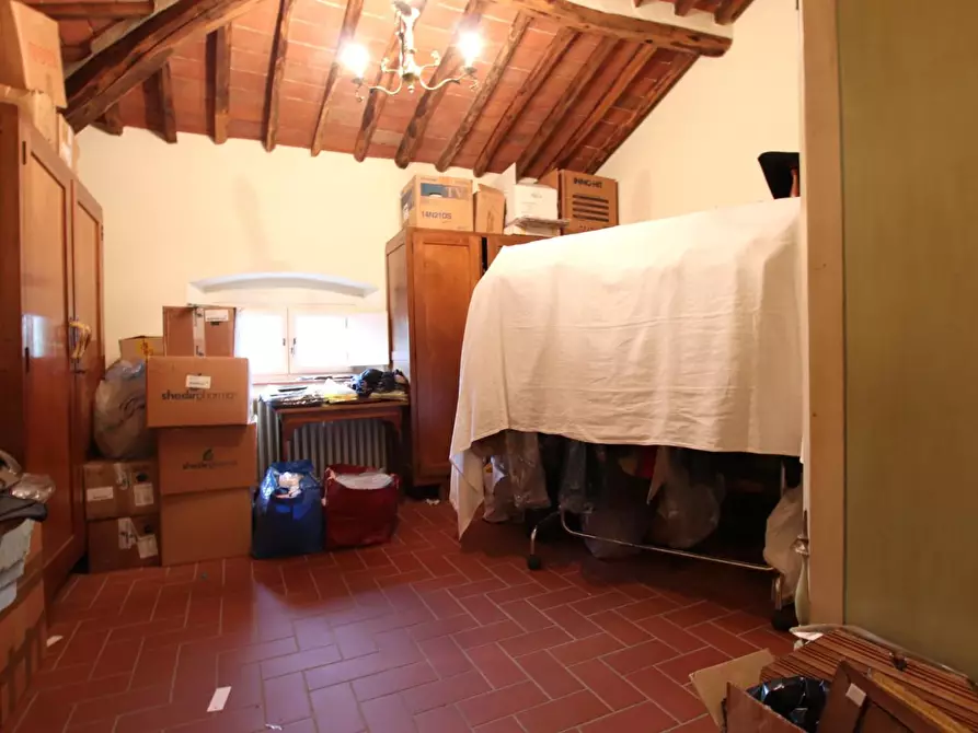 Immagine 14 di Villa in vendita  a Lucca