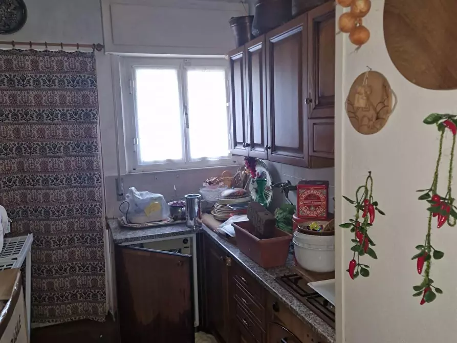 Immagine 7 di Villa in vendita  a Carrara