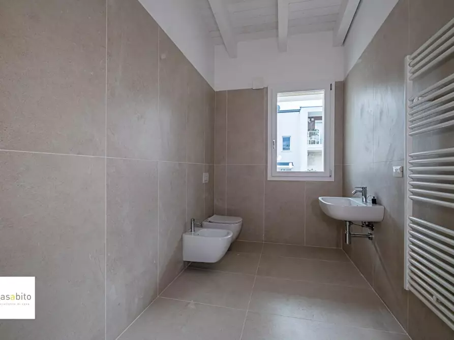 Immagine 15 di Villa in vendita  a Ponte San Pietro