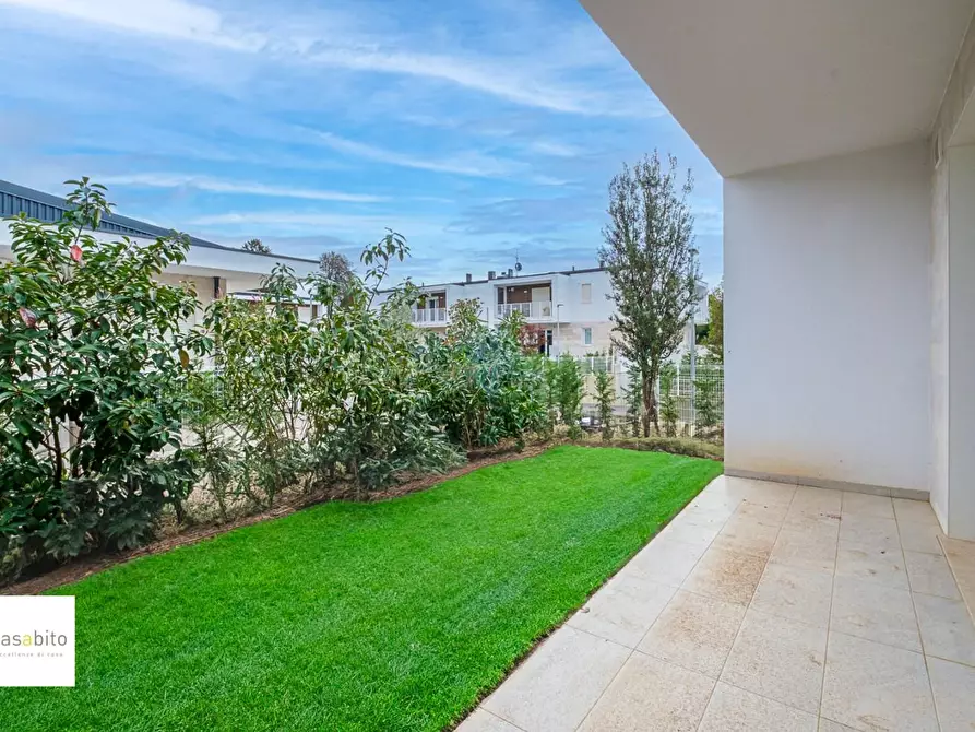 Immagine 25 di Villa in vendita  a Ponte San Pietro