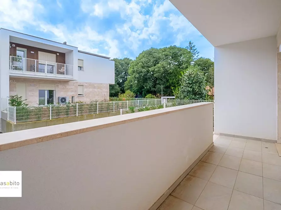 Immagine 26 di Villa in vendita  a Ponte San Pietro