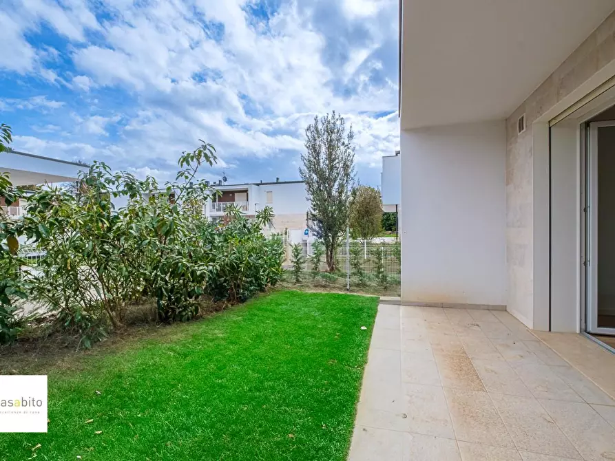 Immagine 28 di Villa in vendita  a Ponte San Pietro