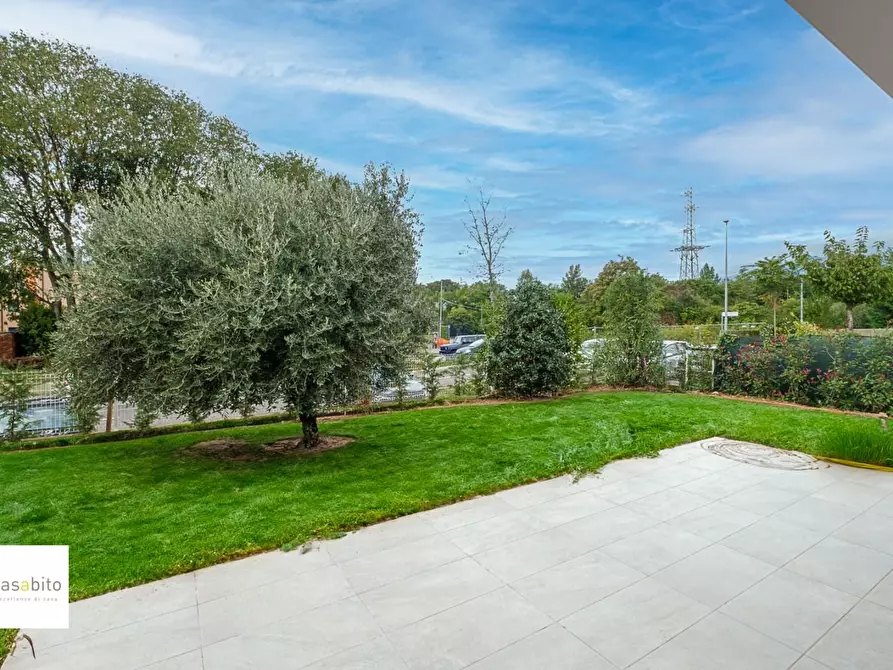 Immagine 4 di Villa in vendita  a Ponte San Pietro