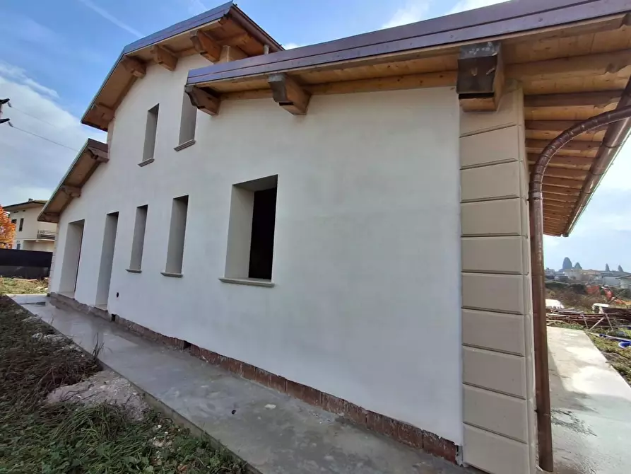 Immagine 3 di Villa in vendita  a Porcari