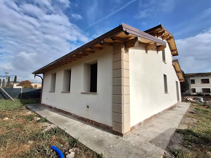 Immagine 3 di Villa in vendita  a Porcari