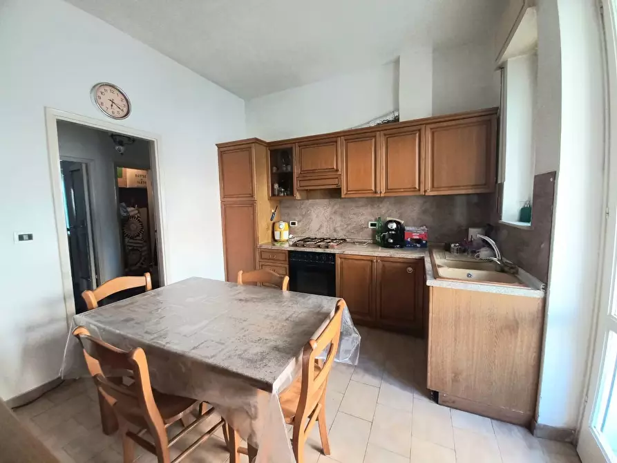 Immagine 14 di Appartamento in affitto  a Livorno