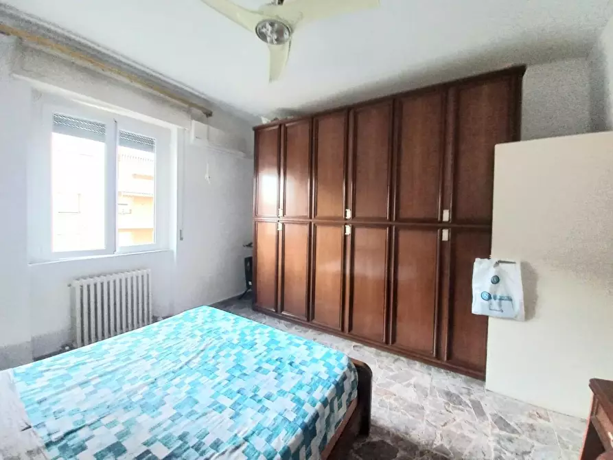 Immagine 8 di Appartamento in affitto  a Livorno