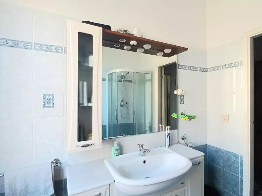 Immagine 18 di Appartamento in affitto  a Livorno