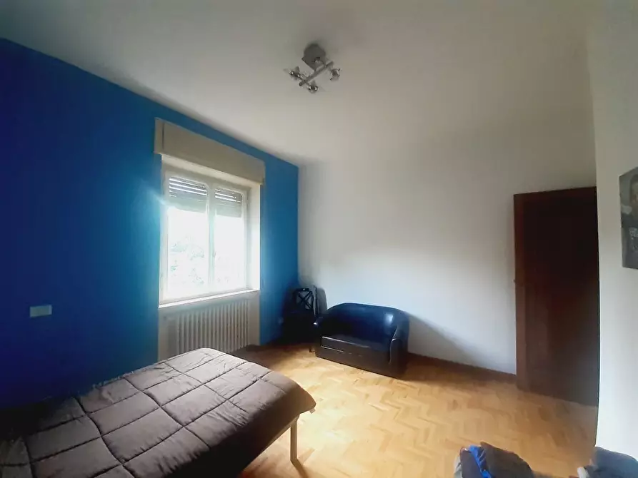 Immagine 8 di Appartamento in vendita  a Lucca