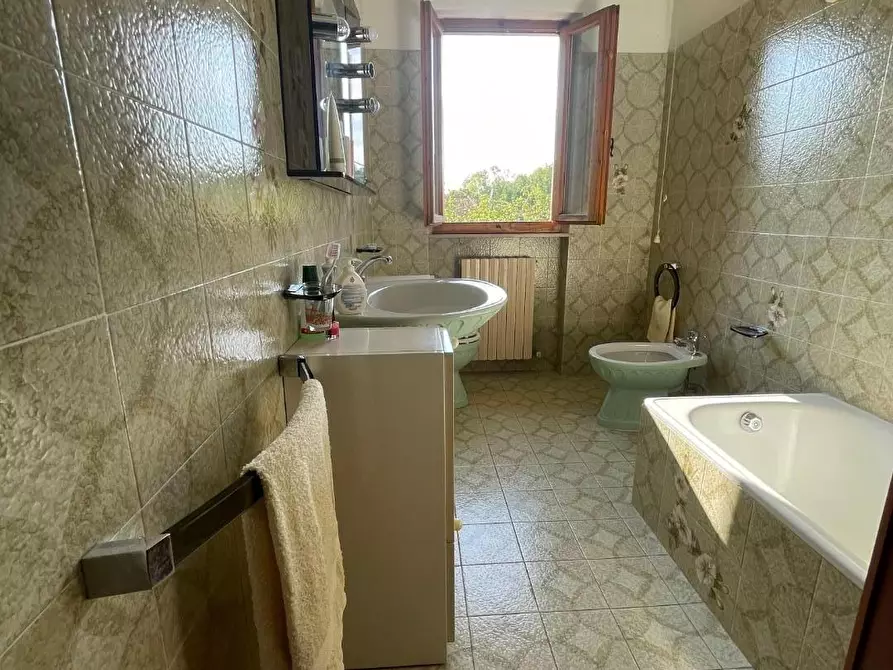 Immagine 10 di Porzione di casa in vendita  a San Gimignano