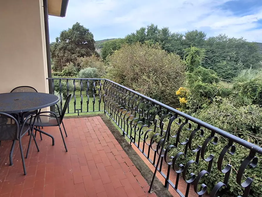 Immagine 5 di Villa in vendita  a San Giuliano Terme