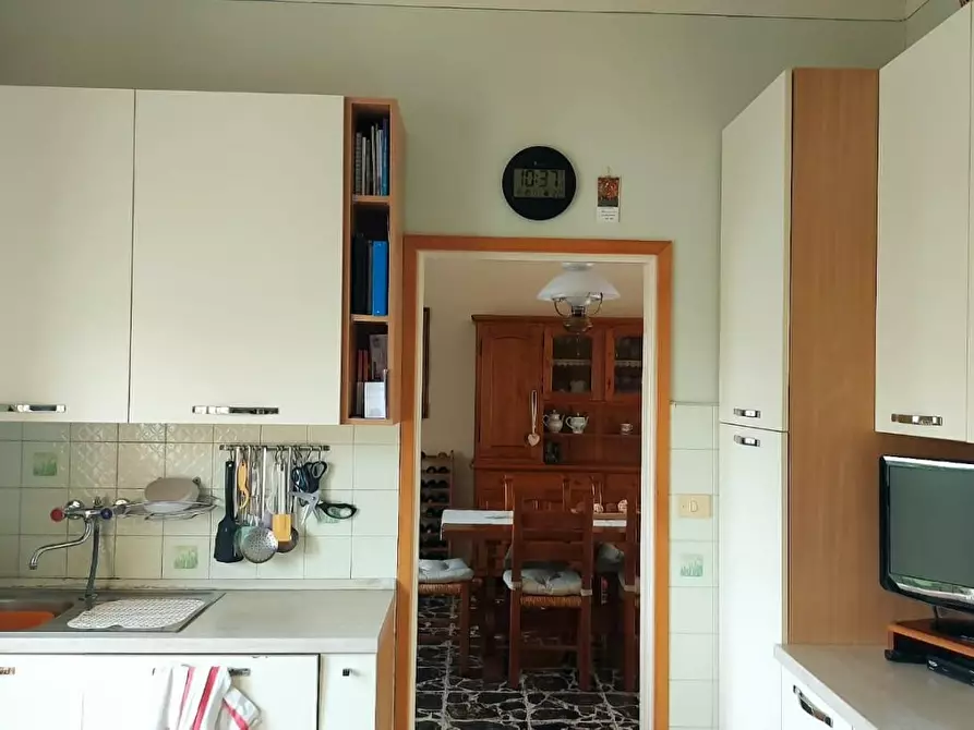 Immagine 10 di Appartamento in vendita  a Castellina Marittima